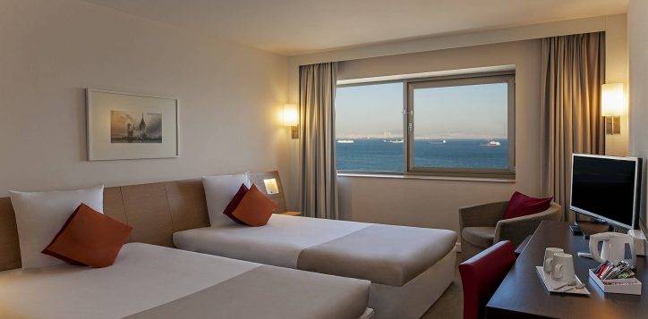 superior-room-twin-bed2