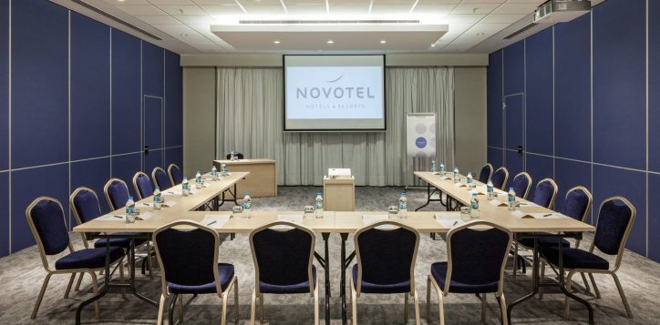 novotel_zeytinburnu_meeting-room-21-2